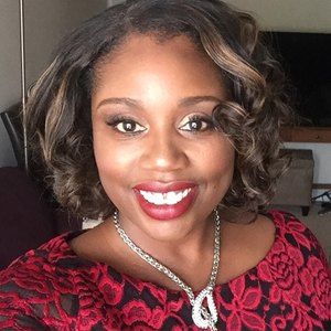 Meet your Posher, Eboney